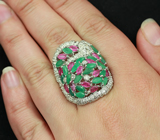 Крупное cеребряное кольцо с изумрудами и пурпурными сапфирами Серебро 925