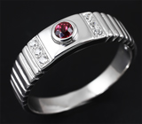 Изящное серебряное кольцо с пурпурно-розовым сапфиром 0,11 карат Серебро 925