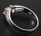Серебряное кольцо с золотисто-желтыми сапфирами 0,89 карат Серебро 925