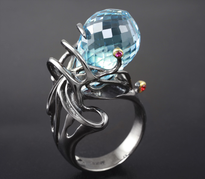 ГОТОВО! Сереберяное кольцо с бриолетом топаза и пурпурными сапфирами