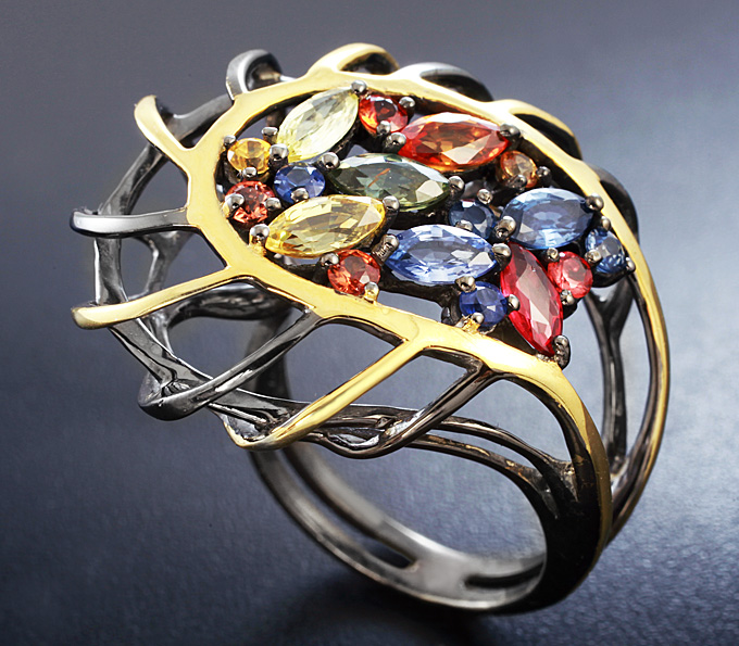 ГОТОВО! Серебряное кольцо с разноцветными сапфирами