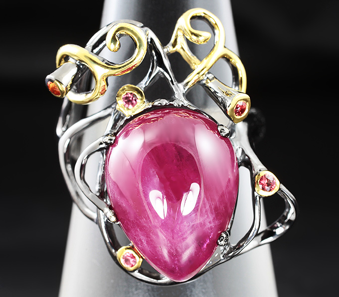 ГОТОВО! Серебряное кольцо c кабошоном рубина и сапфирами