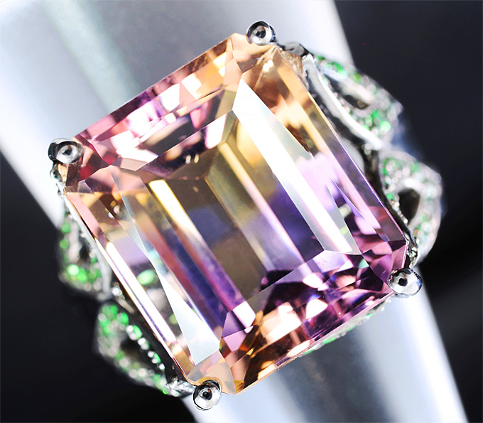 ГОТОВО! Серебряное кольцо с аметрином и цаворитами гранатами