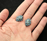 Эффектные серебряные серьги с голубыми топазами и изумрудами Серебро 925