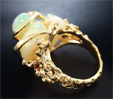 Авторское кольцо с 16-каратным эфиопским опалом и бриллиантами Золото
