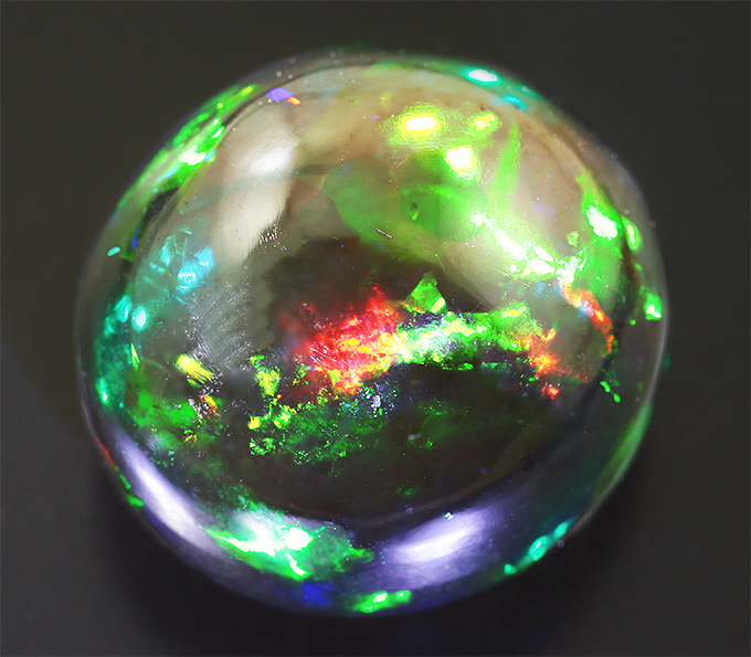 Кристаллический черный опал 5,35 карат