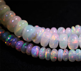 Колье из 230 эфиопских опалов 40+ карат 