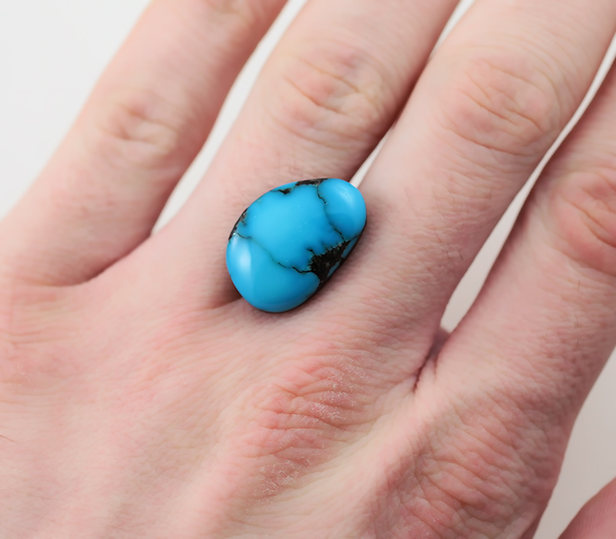 Аризонская бирюза элитного сорта «Sleeping Beauty» 14,8 карат купить в ...