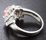 Изящное серебряное кольцо с лабораторным сапфиром падпараджа Серебро 925