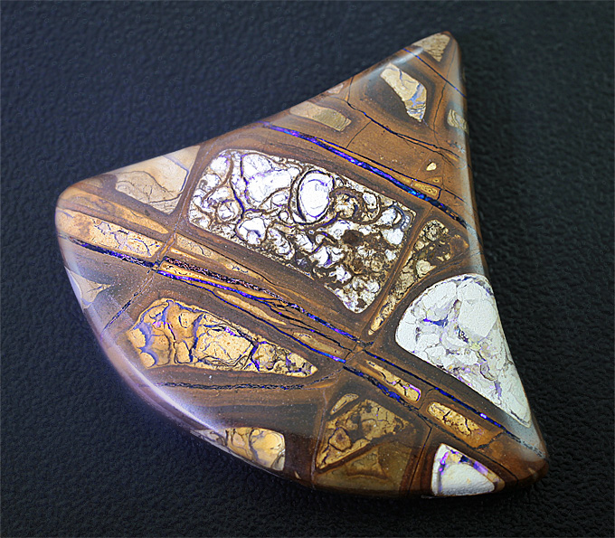 Спецпредложение от мастерской! Болдер опал 32,32 карат + дизайн