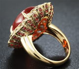 Золотое кольцо с роскошным мексиканским огненным опалом, оранжевыми сапфирами и бриллиантами Золото