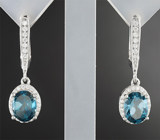 Чудесные серебряные серьги с насыщенно-синими топазами Серебро 925