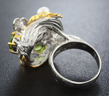 Серебряное кольцо с перидотами, желтыми сапфирами и жемчугом