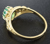 Золотое кольцо с изумрудом 0,88 карат Золото