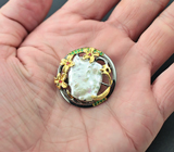 Серебряный кулон с барочной жемчужиной, цаворитами и сапфирами Серебро 925