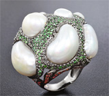 Серебряное кольцо с жемчугом барокко, цаворитами и оранжевыми сапфирами Серебро 925