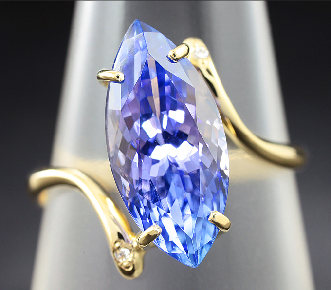 танзанит фианит круг. ювелирочка золотые серьги с танзанитами. кольцо танзаниты ювелирочка. золотые кольца с аметистом, танзанитом соколова. ювелирочка танзаниты в золоте.