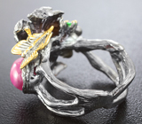 Серебряное кольцо с рубином 4,08 карат, сапфиром и цаворитами Серебро 925