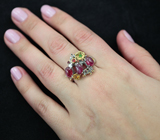 Серебряное кольцо с рубинами, разноцветными сапфирами и цаворитом Серебро 925