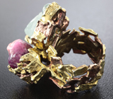 Серебряное кольцо c аквамаринами, зеленым бериллом и рубином Серебро 925