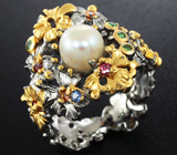 Серебряное кольцо с жемчужиной, цаворитами и разноцветными сапфирами Серебро 925
