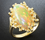 Золотое кольцо с кристаллическим эфиопским опалом 3,71 карат Золото