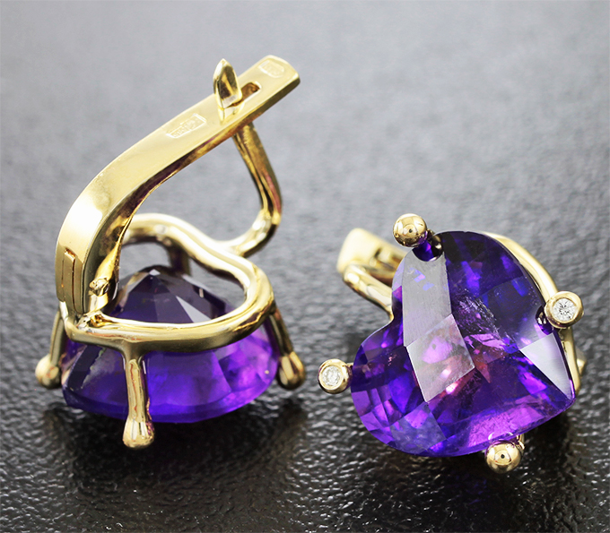 Золотой комплект с резными бархатно-сиреневыми аметистами 15,08 карат и ...