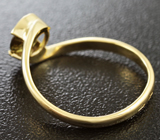 Золотое кольцо с гранатом со сменой цвета 0,94 карат Золото