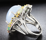 Замечательное серебряное кольцо с халцедоном и самоцветами Серебро 925