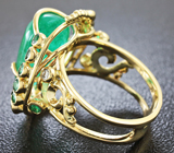 Золотое кольцо с уральским и колумбийскими изумрудами 8,06 карат и бриллиантами Золото