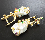 Золотые серьги с жемчугом барокко 21,35 карат и разноцветными сапфирами Золото