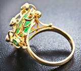 Золотое кольцо с изумрудами 3,05 карат и бриллиантами Золото