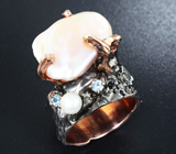 Серебряное кольцо с жемчугом барокко и голубыми топазами Серебро 925