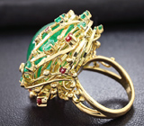Золотое кольцо с уникальным кабошоном уральского изумруда 29,44 карат, рубинами и бриллиантами Золото