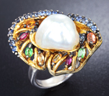 Серебряное кольцо с жемчужиной барокко, цаворитами и разноцветными сапфирами Серебро 925