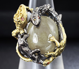 Серебряное кольцо с крупным сапфиром и мозамбикскими гранатами Серебро 925