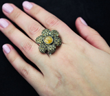 Эффектное черненое серебряное кольцо с золотисто-желтым сапфиром и цитринами Серебро 925