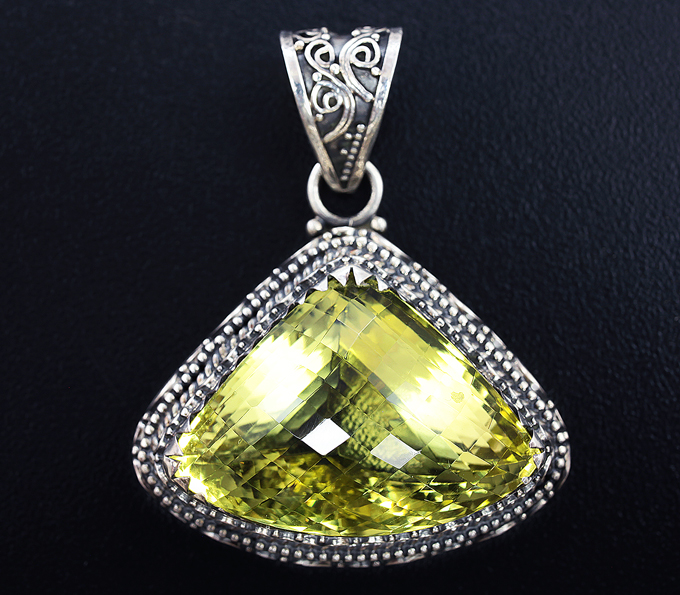 Серебряный кулон с лимонным цитрином