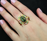 Золотое кольцо с кристаллическим черным опалом 3,04 карат, самоцветами и бриллиантами! Опалесценция всех цветов радуги Золото