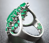 Эффектное серебряное кольцо с зелеными агатами и дымчатым кварцем Серебро 925