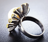 Серебряное кольцо с жемчужиной и перидотами Серебро 925