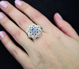 Очаровательное серебряное кольцо с танзанитом
