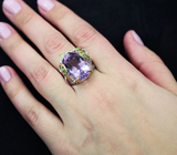 Серебряное кольцо с аметистом и цаворитами Серебро 925
