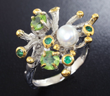 Оригинальное серебряное кольцо с жемчужиной, перидотами и изумрудами Серебро 925