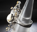 Серебряное кольцо с жемчужиной барокко, цаворитами и сапфирами Серебро 925