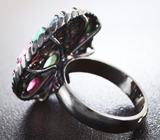 Черненое серебряное кольцо с рубинами, изумрудами и сапфирами Серебро 925