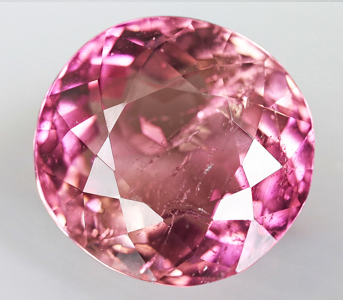 Розовый ювелирный камень название