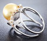 Золотое кольцо с «золотой» морской жемчужиной 13,95 карат и желтыми сапфирами Золото