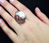 Серебряное кольцо с жемчужиной барокко и оранжевыми сапфирами Серебро 925