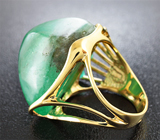 Золотое кольцо с кабошоном уральского изумруда 37,2 карат и бриллиантом Золото